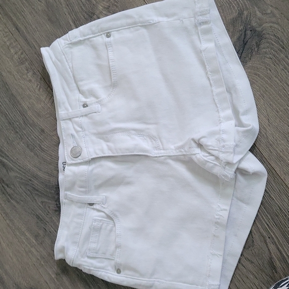 RSQ Pants - EUC RQS MALIBU White shorts